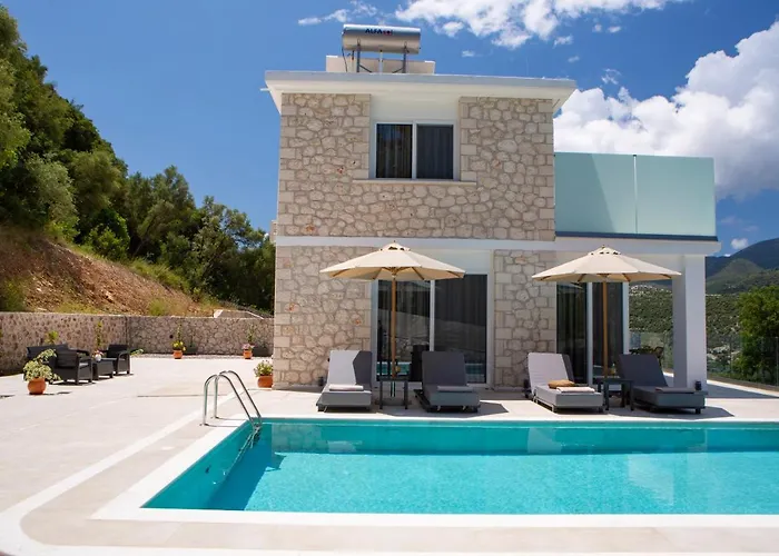 Majestic Villa