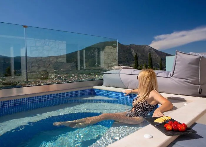 Majestic Villa *